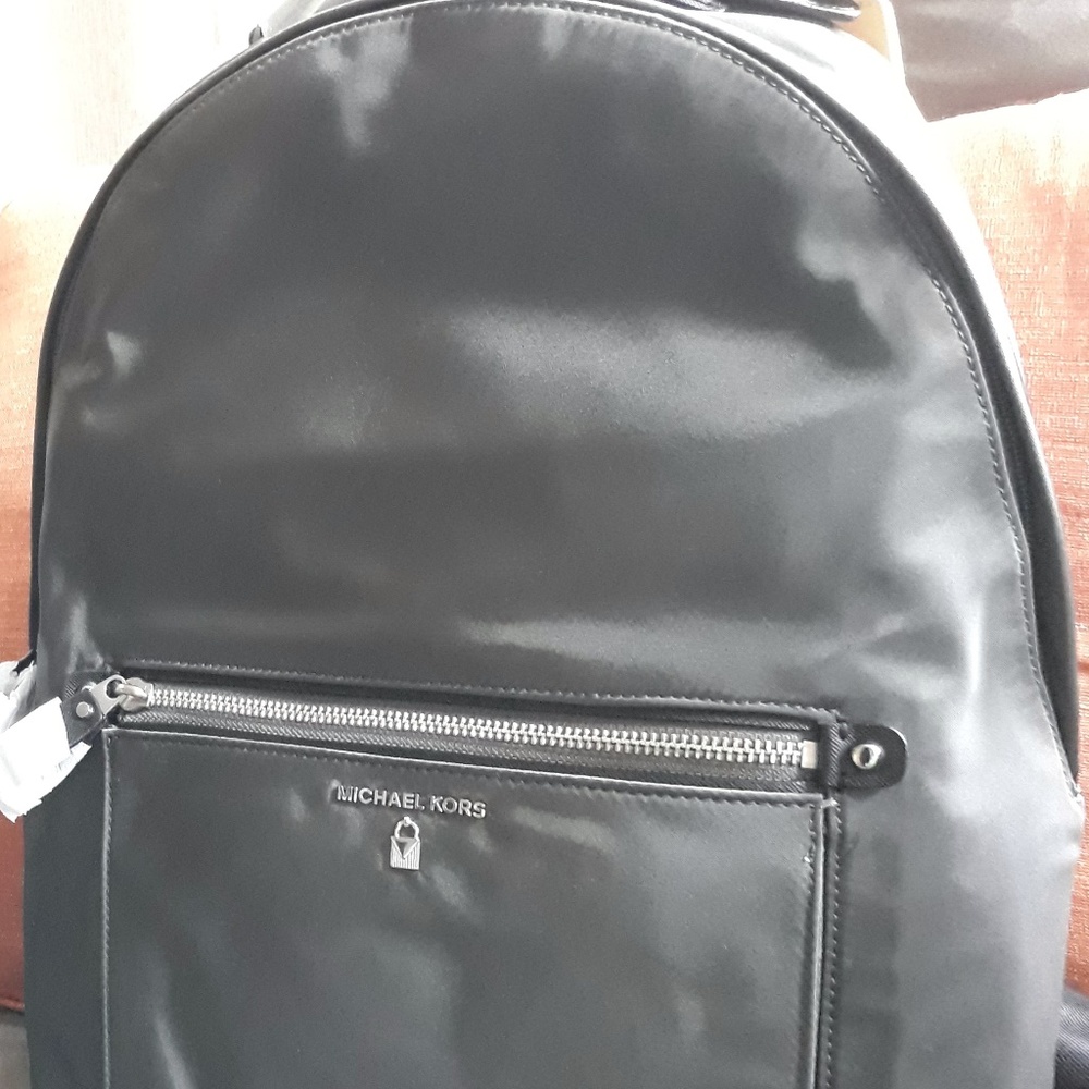 Michael Kors Large Kelsey backpack in graphite